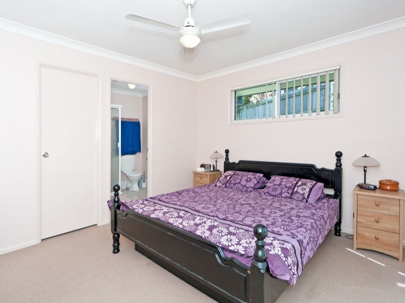 8 Windsor Court, Deebing Heights QLD 4306