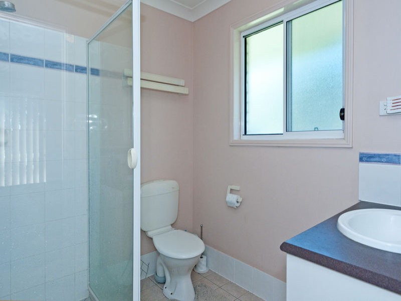 8 Windsor Court, Deebing Heights QLD 4306