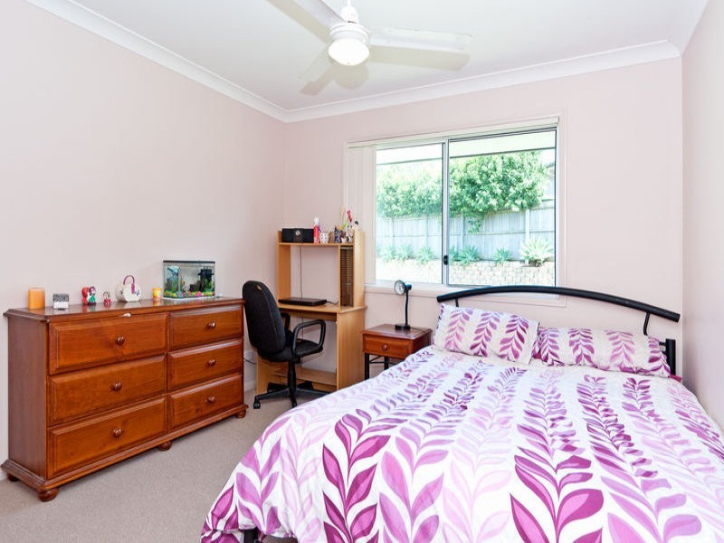 8 Windsor Court, Deebing Heights QLD 4306