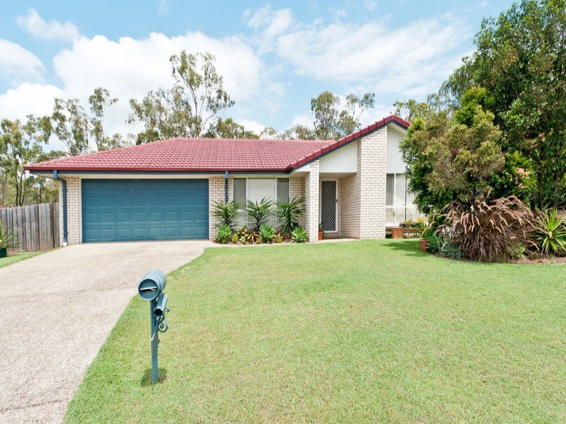 8 Windsor Court, Deebing Heights QLD 4306