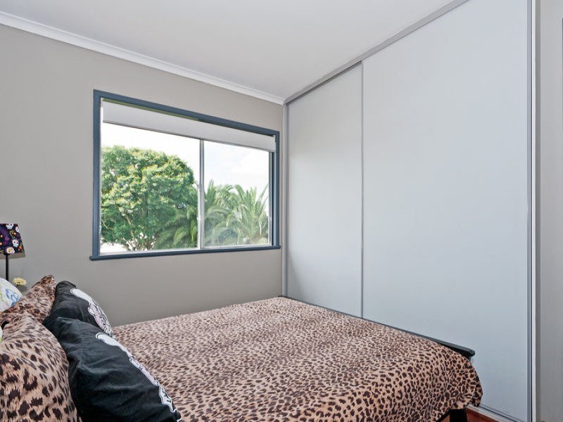 13 Boundary Street, Moores Pocket QLD 4305