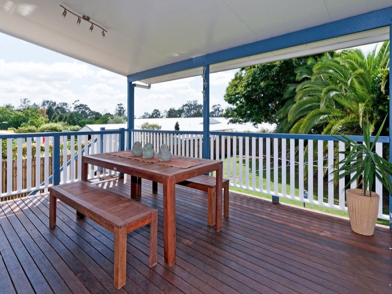 13 Boundary Street, Moores Pocket QLD 4305