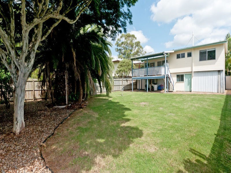 13 Boundary Street, Moores Pocket QLD 4305