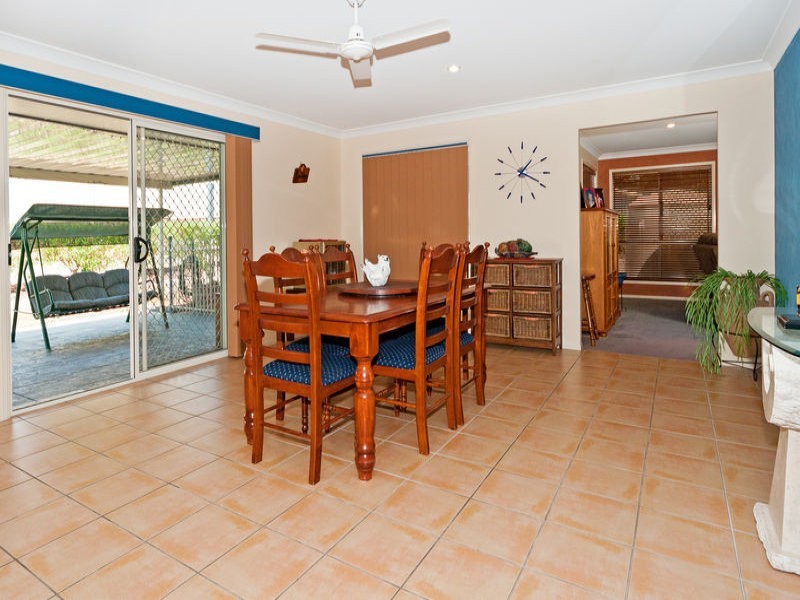 107 Kensington Drive, Flinders View QLD 4305