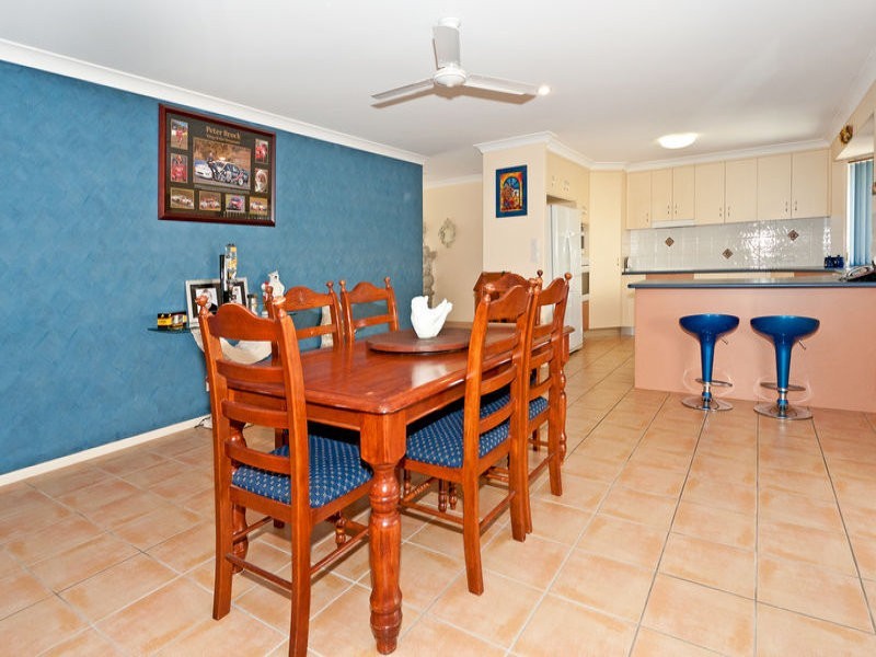107 Kensington Drive, Flinders View QLD 4305