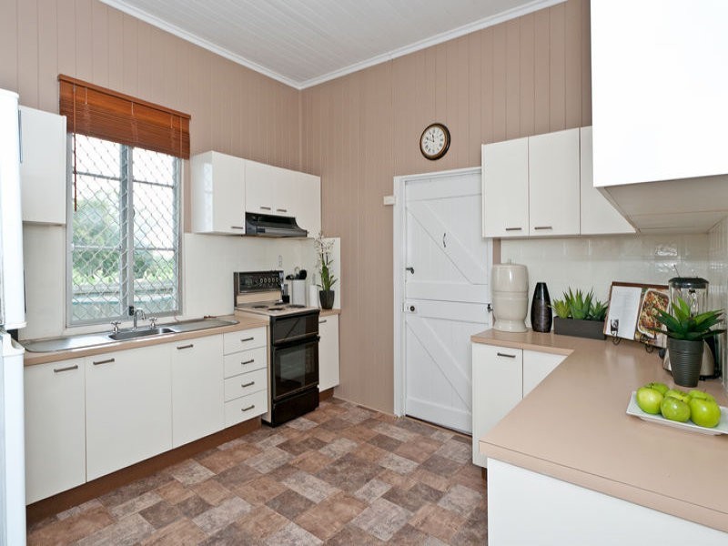 7 Ferrett Street, Sadliers Crossing QLD 4305