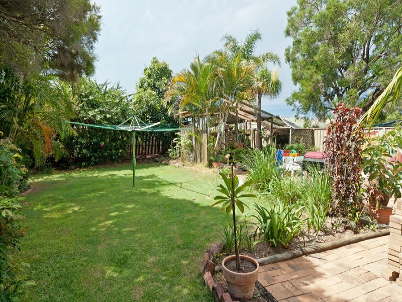 13 Chelsea Close, Flinders View QLD 4305