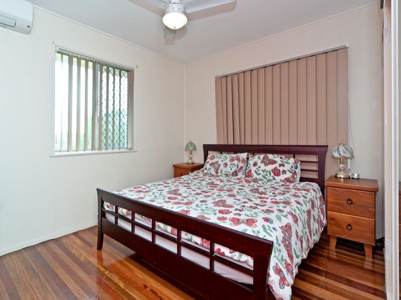 11 Bellhaven Drive, Bundamba QLD 4304