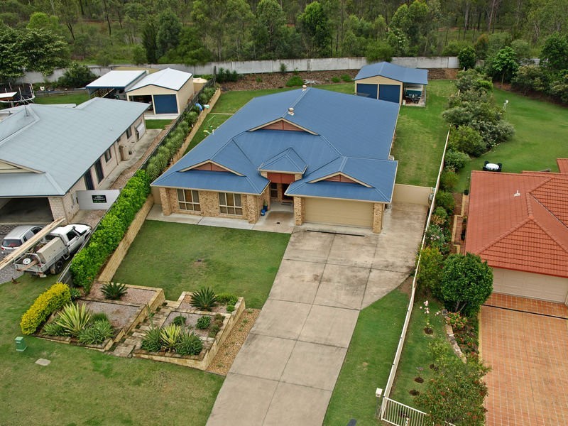 84 Kensington Drive, Flinders View QLD 4305