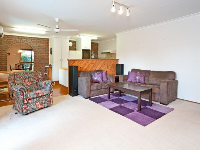 7 Eton Avenue, Flinders View QLD 4305