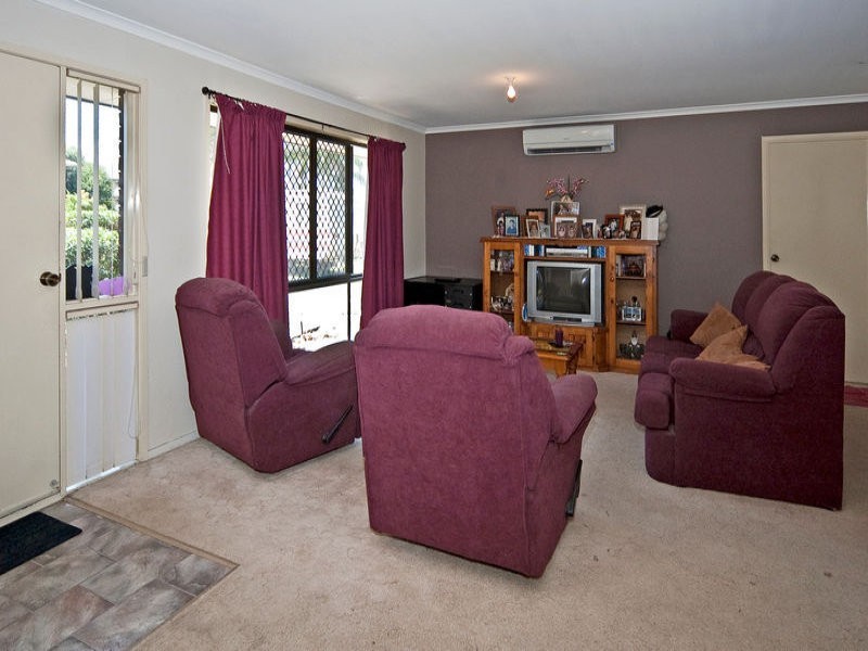 110 Equestrian Drive, Yamanto QLD 4305