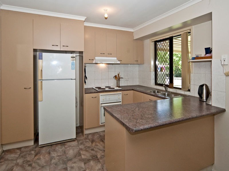 110 Equestrian Drive, Yamanto QLD 4305