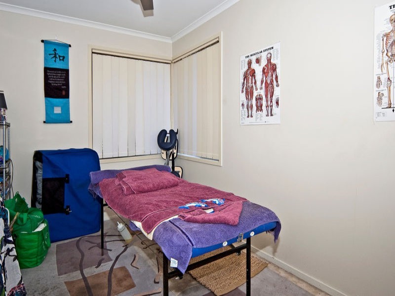 110 Equestrian Drive, Yamanto QLD 4305