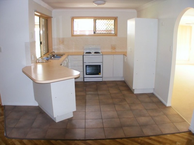 17 Kelso Close, Yamanto QLD 4305