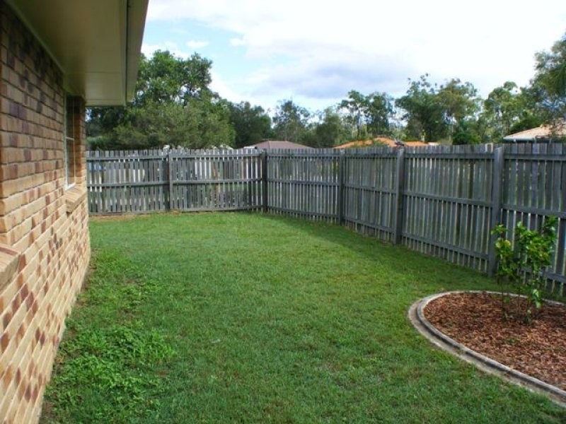 17 Kelso Close, Yamanto QLD 4305
