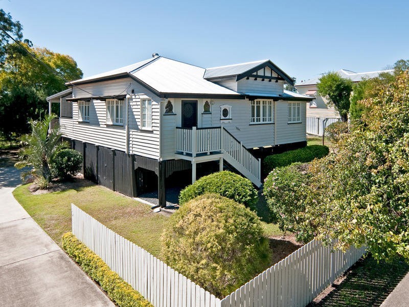 104 Jacaranda Street, North Booval QLD 4304