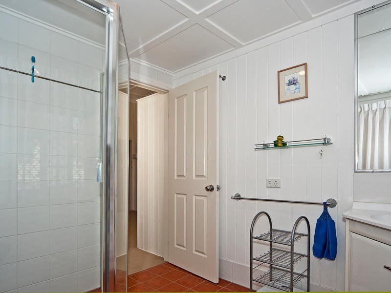 104 Jacaranda Street, North Booval QLD 4304