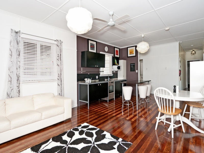 140 Chermside Road, Basin Pocket QLD 4305