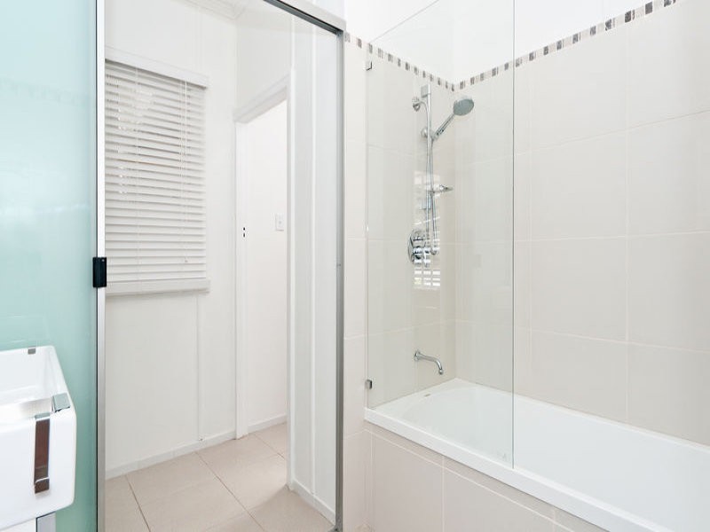140 Chermside Road, Basin Pocket QLD 4305