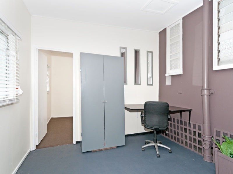 140 Chermside Road, Basin Pocket QLD 4305