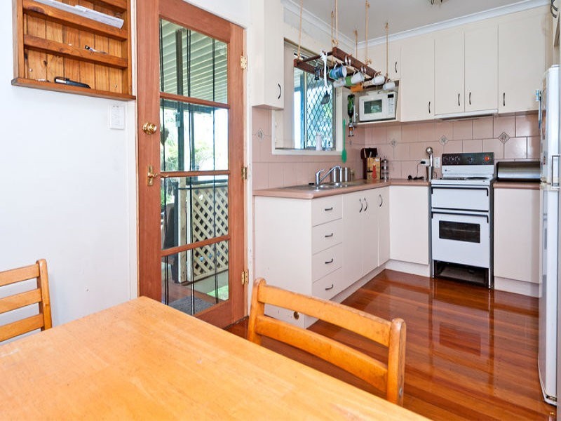 7 Wellington Street, Brassall QLD 4305