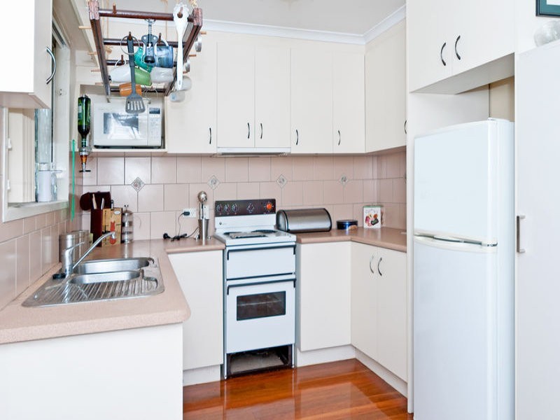 7 Wellington Street, Brassall QLD 4305