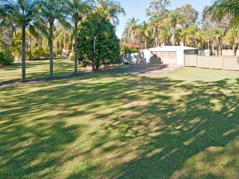 9 Box Street, Yamanto QLD 4305