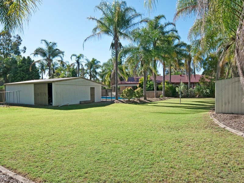 9 Box Street, Yamanto QLD 4305