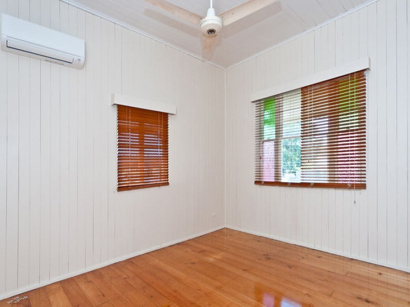 15 Chubb Street, One Mile QLD 4305