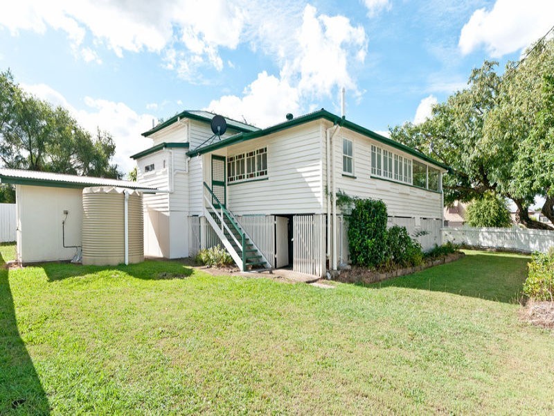 15 Chubb Street, One Mile QLD 4305