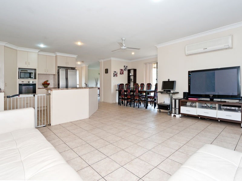 15 Jacana Street, Flinders View QLD 4305