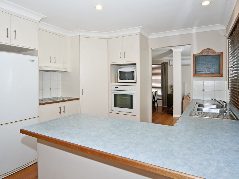 22 Jacana Crescent, Flinders View QLD 4305