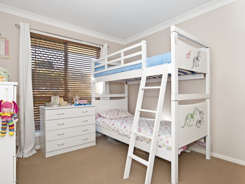 22 Jacana Crescent, Flinders View QLD 4305