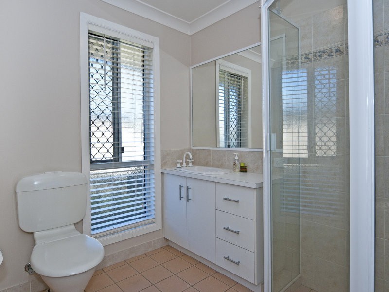22 Jacana Crescent, Flinders View QLD 4305