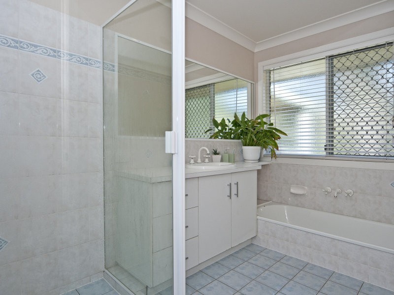 22 Jacana Crescent, Flinders View QLD 4305