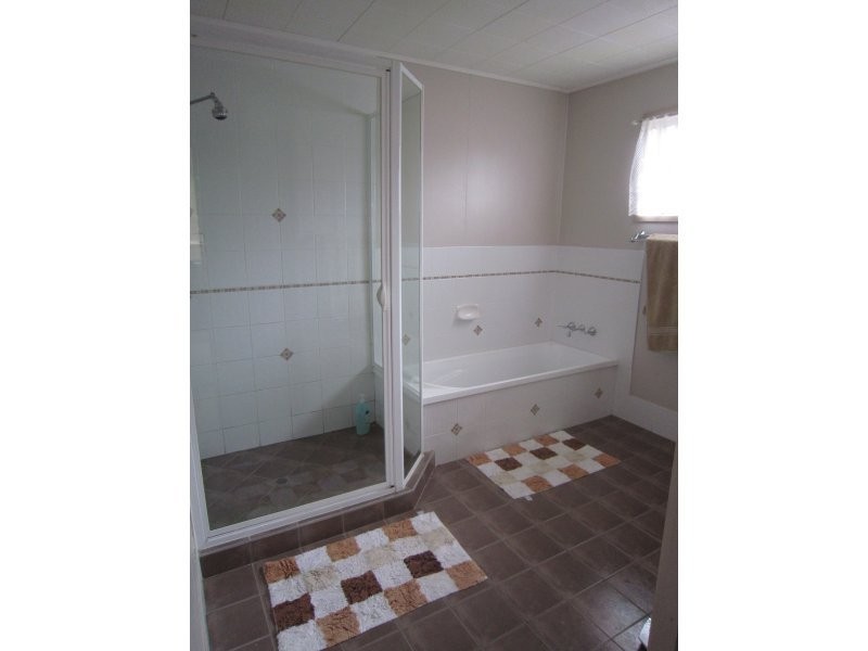 10 Olive Street, Flinders View QLD 4305