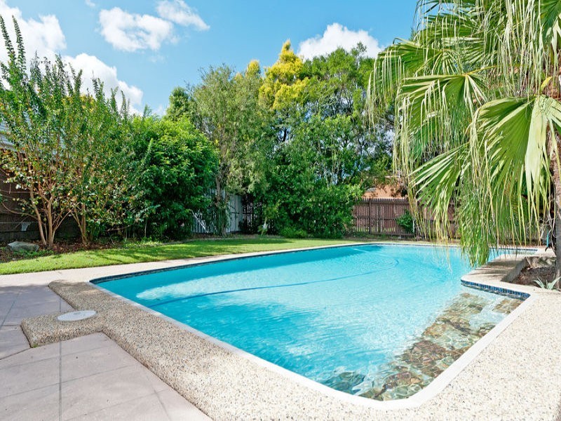 30 Warner Street, Raceview QLD 4305