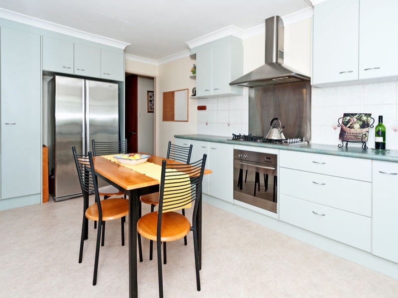 30 Warner Street, Raceview QLD 4305