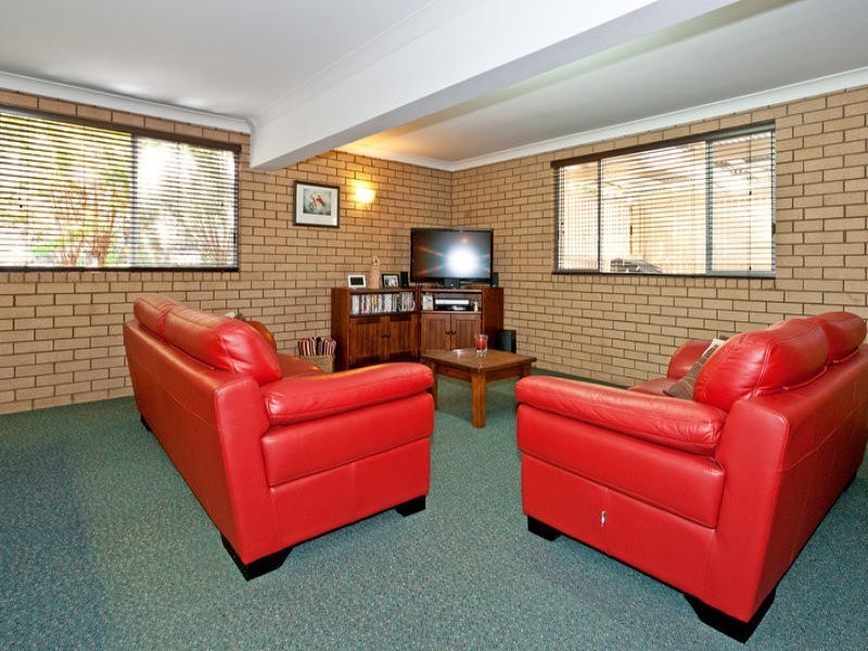 30 Warner Street, Raceview QLD 4305