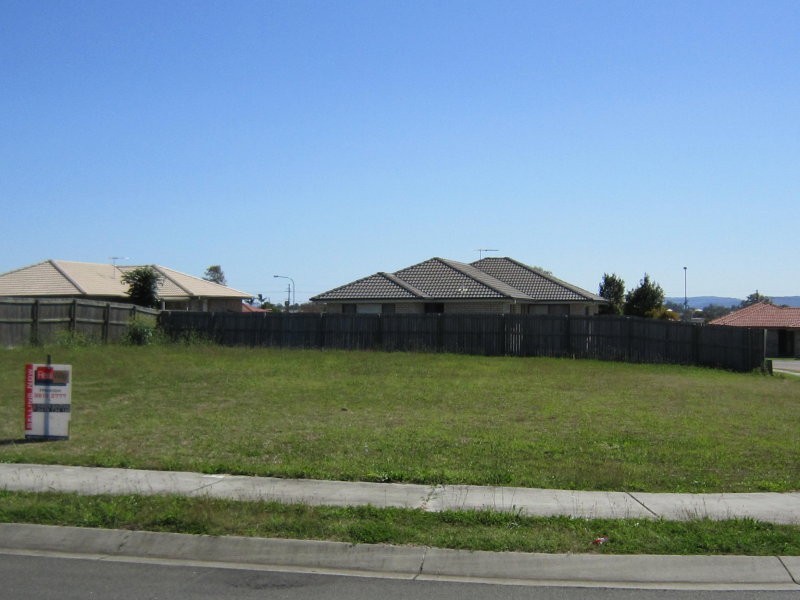 7 Wattle Crescent, Raceview QLD 4305