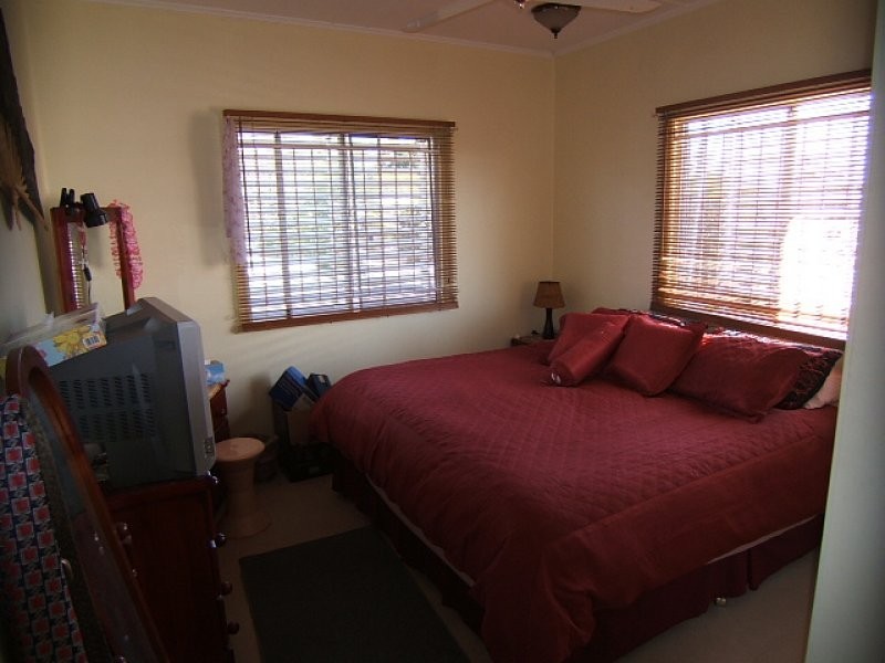 5 Barry Street, East Ipswich QLD 4305