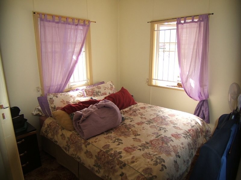 5 Barry Street, East Ipswich QLD 4305