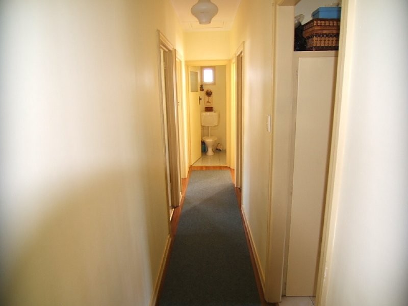 5 Barry Street, East Ipswich QLD 4305