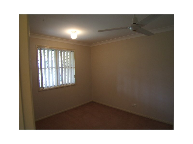 72 Jonquil Circuit, Flinders View QLD 4305