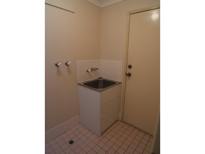 72 Jonquil Circuit, Flinders View QLD 4305