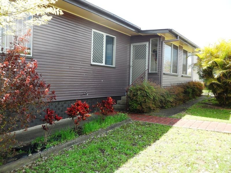 5 Barry Street, East Ipswich QLD 4305