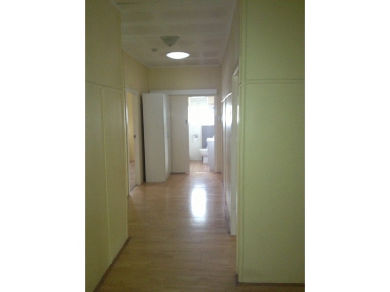 15 Hayes Street, Raceview QLD 4305