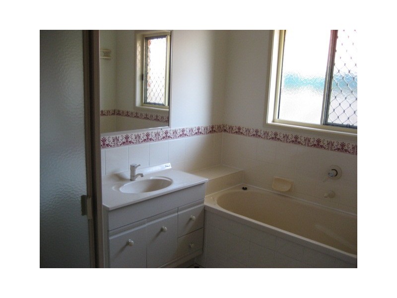 26 Mustang Street, Yamanto QLD 4305