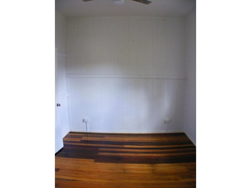 2 Maher Street, North Ipswich QLD 4305