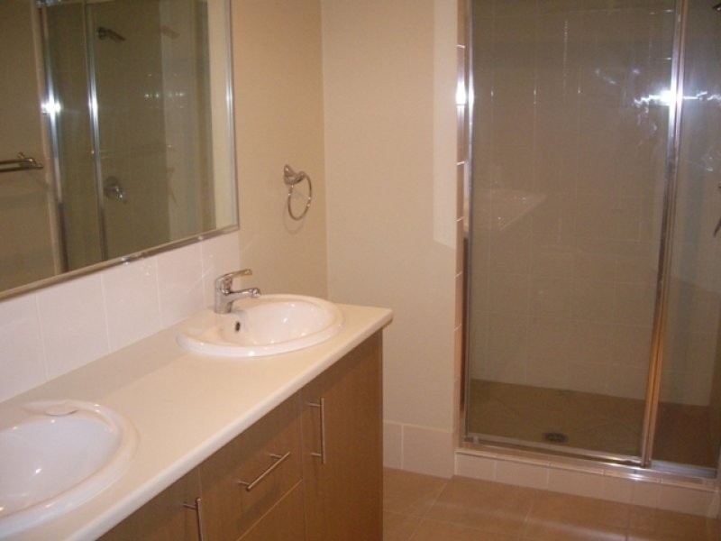 11 Piccadilly Court, Deebing Heights QLD 4306